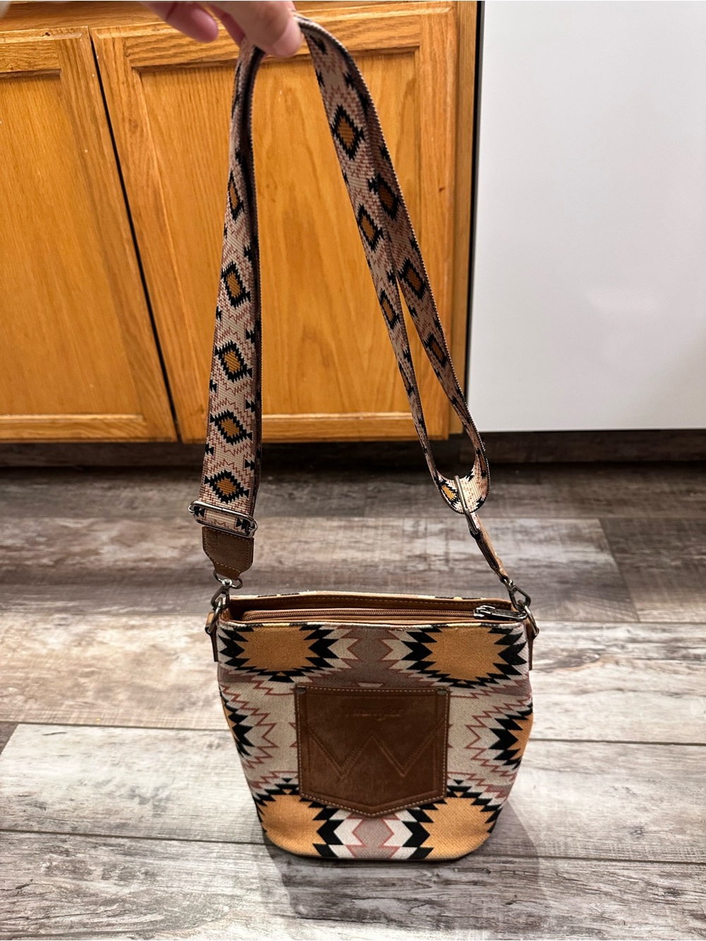 Wrangler Tan & Yellow Aztec Crossbody Bag with Multi Strap - Picture 2 of 14